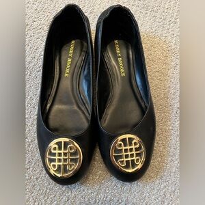 Audrey Brooke Black and Gold Flats with Geometric Ornament